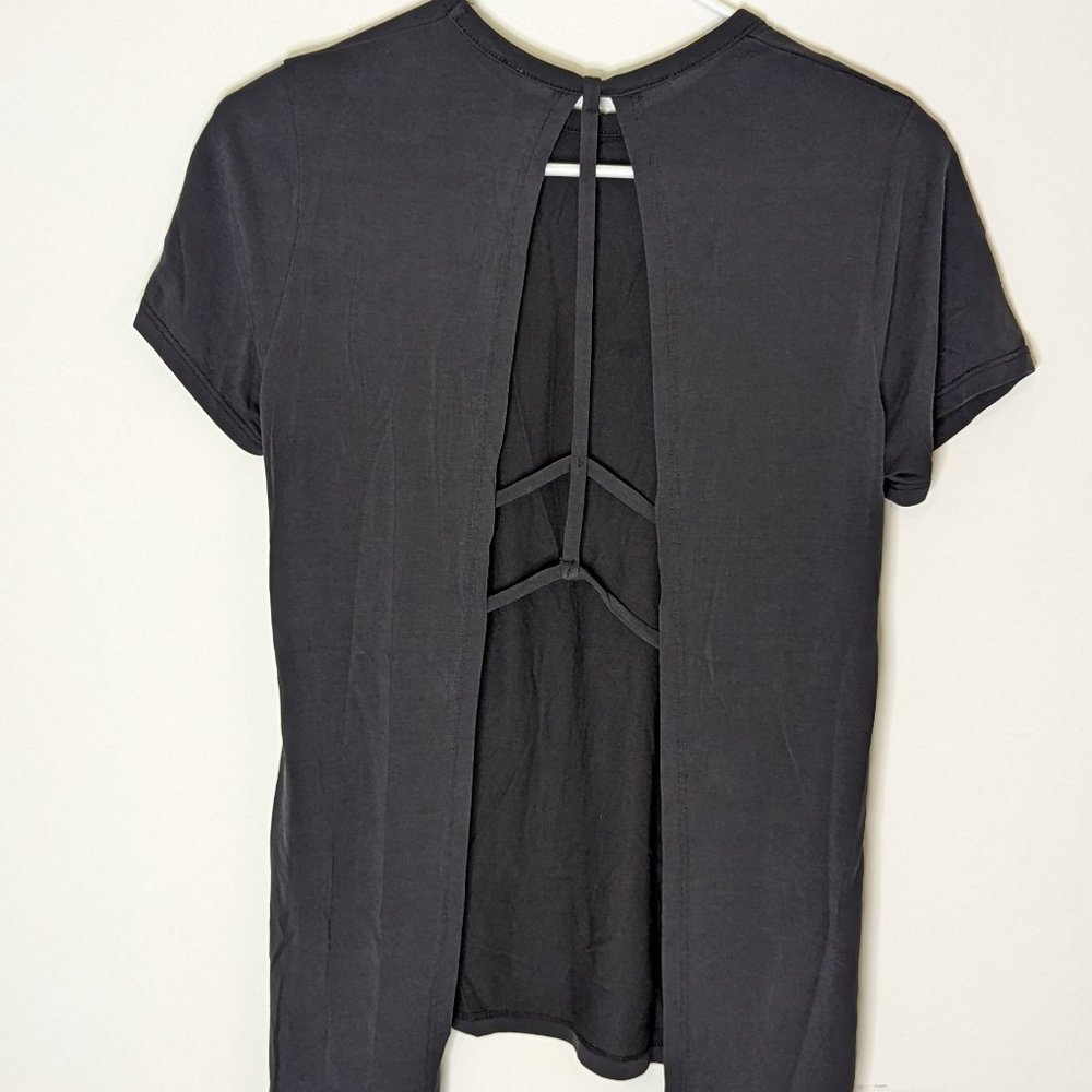 Solemio Black Backless Tee